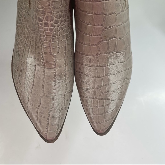 Kaanas Amarone Croc-Embossed Texan Booties Size 6 - Picture 3 of 8